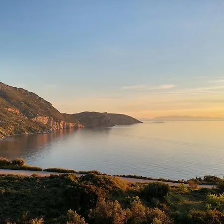 With Aegean Views Апартаменты Akhladheri