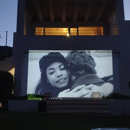 With Aegean Views شقة